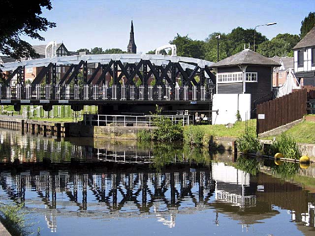 Northwich Town Brige
